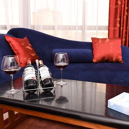 The Crossroads Hotel, Westlands ไนโรบี ภายนอก รูปภาพ