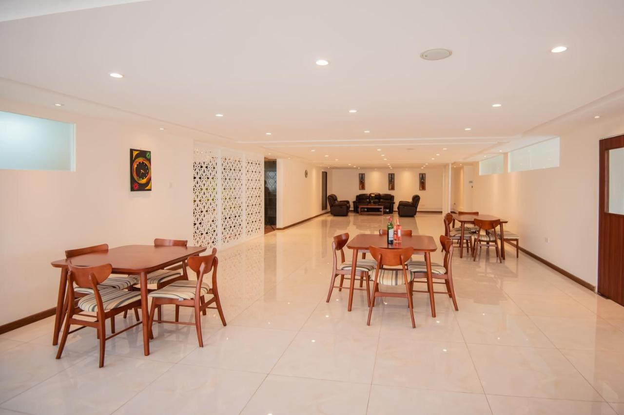 The Crossroads Hotel, Westlands ไนโรบี ภายนอก รูปภาพ