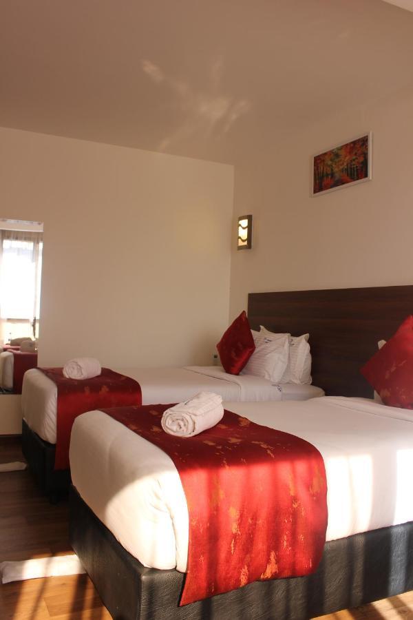 The Crossroads Hotel, Westlands ไนโรบี ภายนอก รูปภาพ